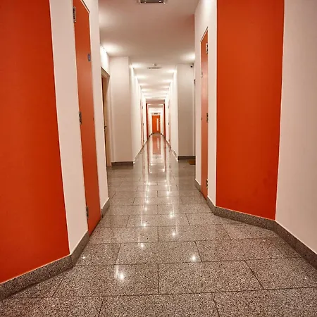 The Onyx Suite-3